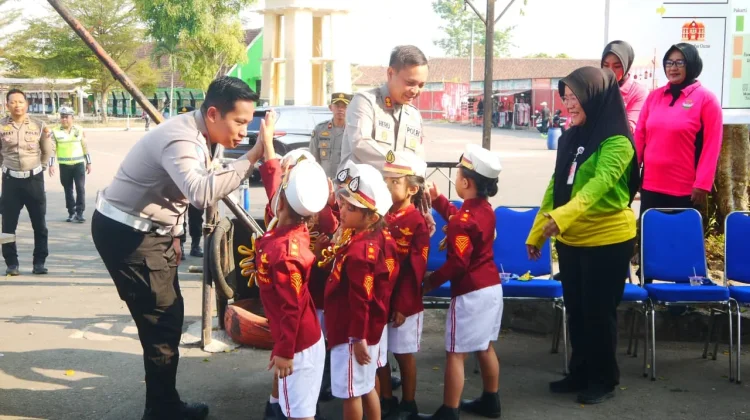 Police Art HUT ke-71 Lalu Lintas, Satlantas Semarang Edukasi Warga Lewat Musik