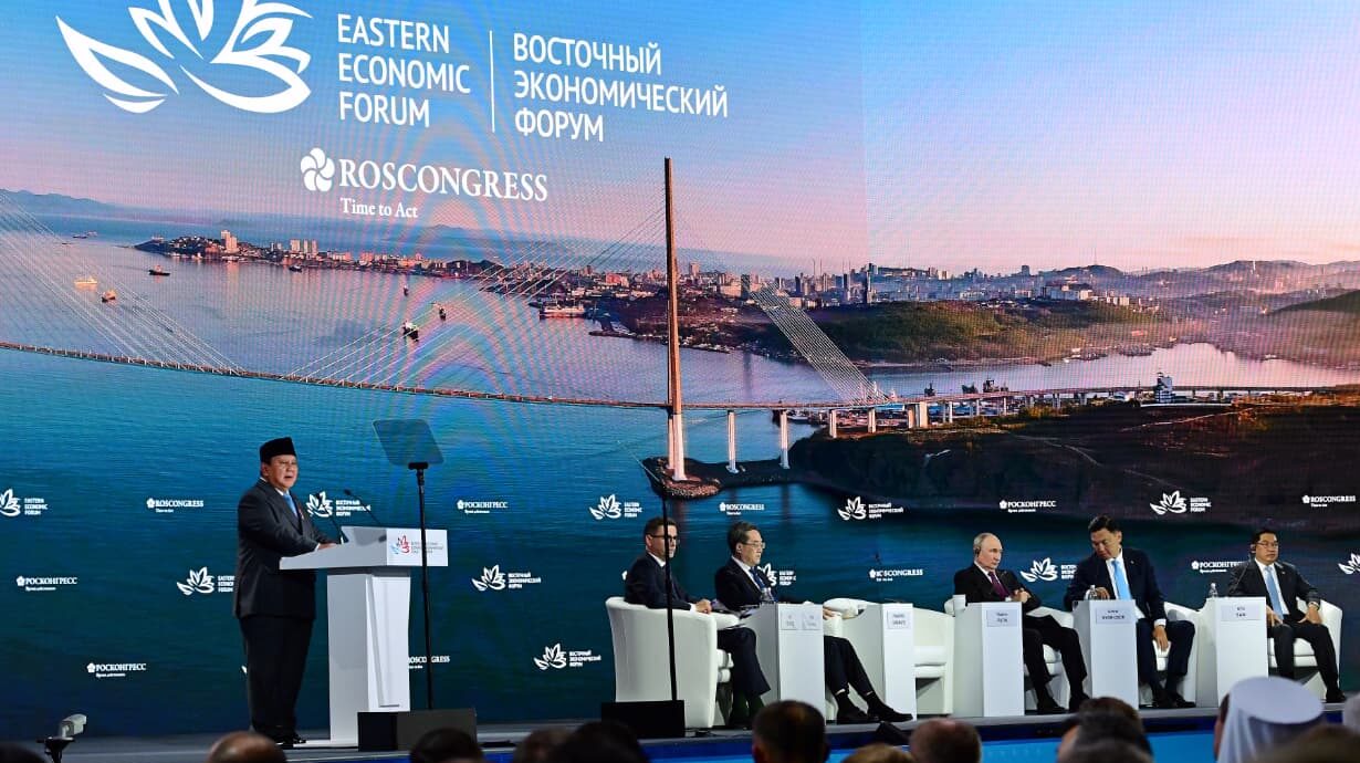 : Presiden Republik Indonesia, Prabowo Subianto, menyampaikan pidato pada Eastern Economic Forum (EEF) ke-11 di Far Eastern Federal University (FEFU), Vladivostok, Federasi Rusia, pada Kamis (3/9/2026). Foto: BPMI Setpres/Muchlis Jr