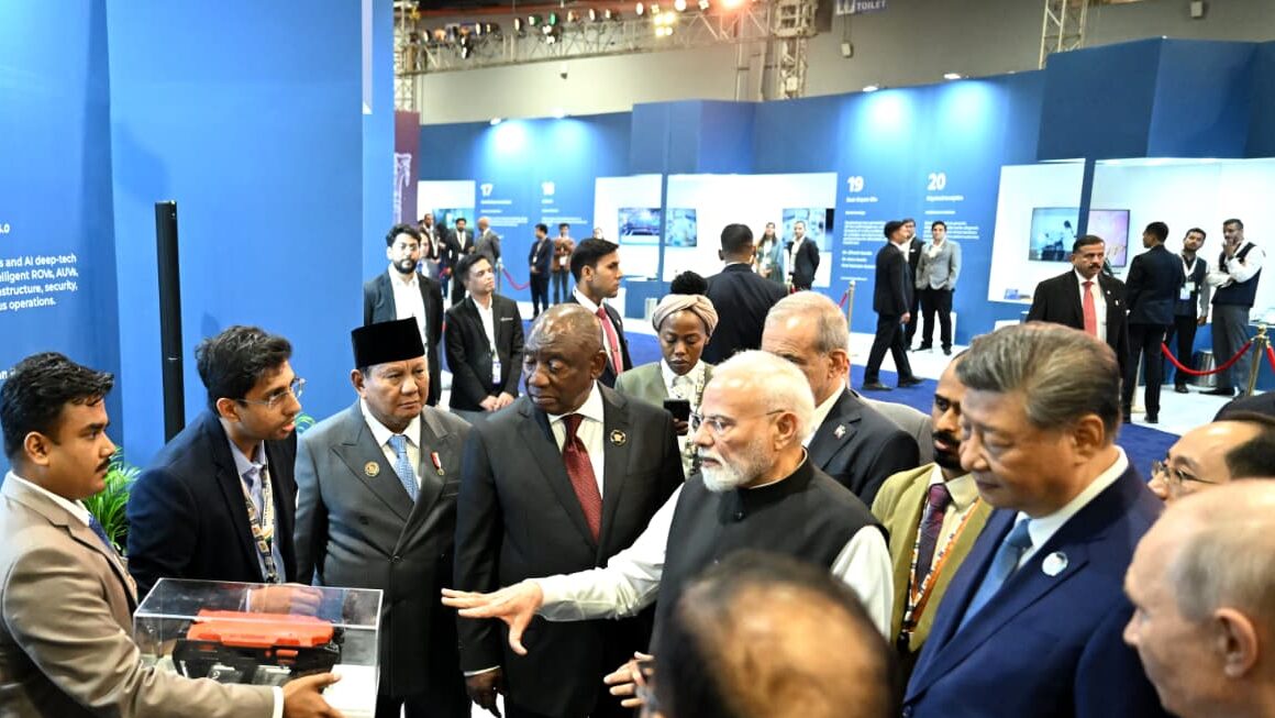 : Presiden Republik Indonesia Prabowo Subianto saat menghadiri rangkaian Konferensi Tingkat Tinggi (KTT) BRICS 2026 di Bharat Mandapam, New Delhi, Republik India, Sabtu (12/9/2026). Foto: BPMI Setpres/Kris