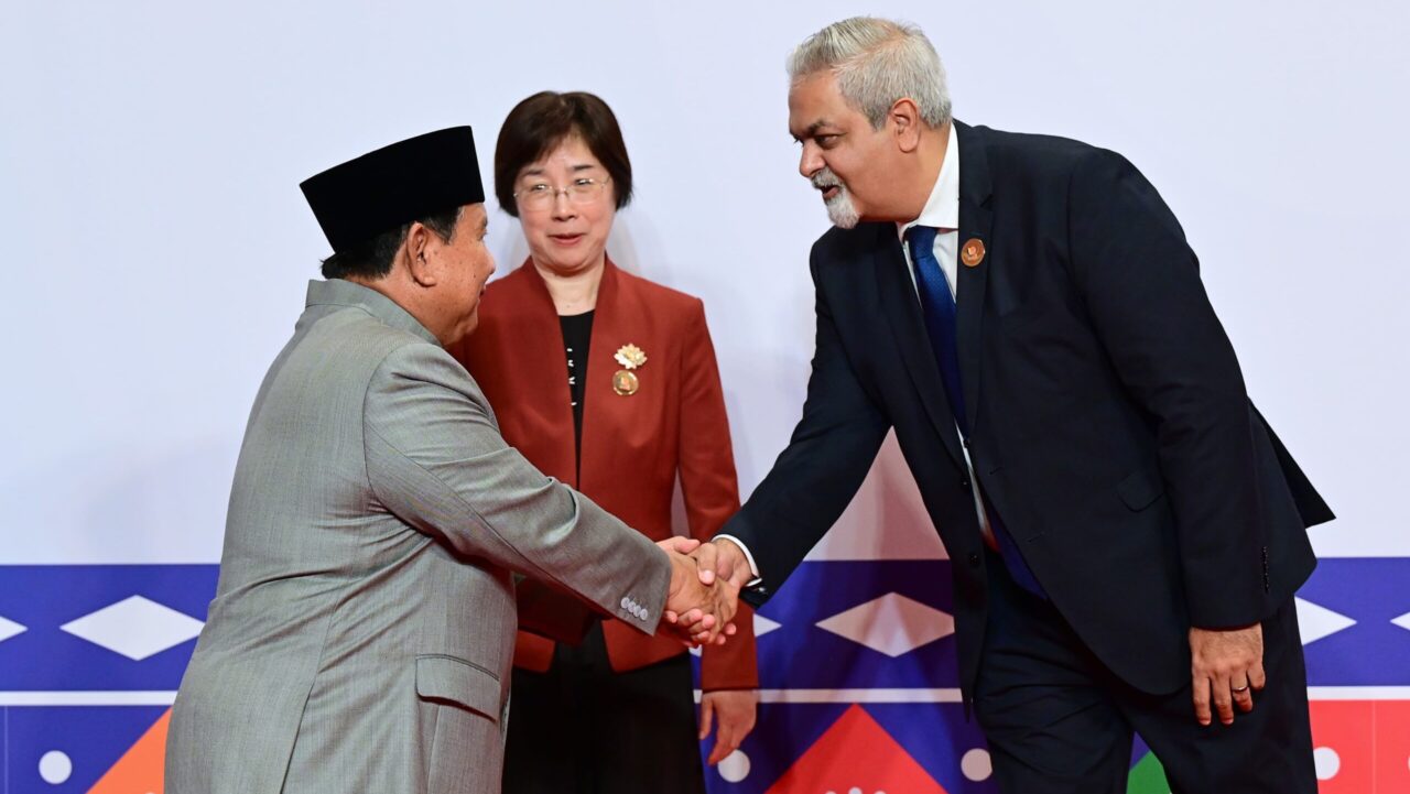 : Presiden Prabowo saat menghadiri sesi pertemuan Konferensi Tingkat Tinggi (KTT) BRICS 2026 yang mengangkat tema “Resilience, Innovation, Cooperation and Sustainability: Shaping the Future for Inclusive Global Growth” di Bharat Mandapam, New Delhi, Republik India, Minggu (13/9/2026). (Foto: BPMI Setpres/Muchlis Jr)