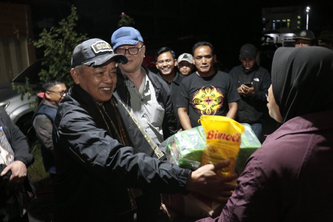 : Pemerintah Kabupaten Bener Meriah melalui Badan Penanggulangan Bencana Daerah (BPBD) dan Dinas Sosial menyalurkan bantuan