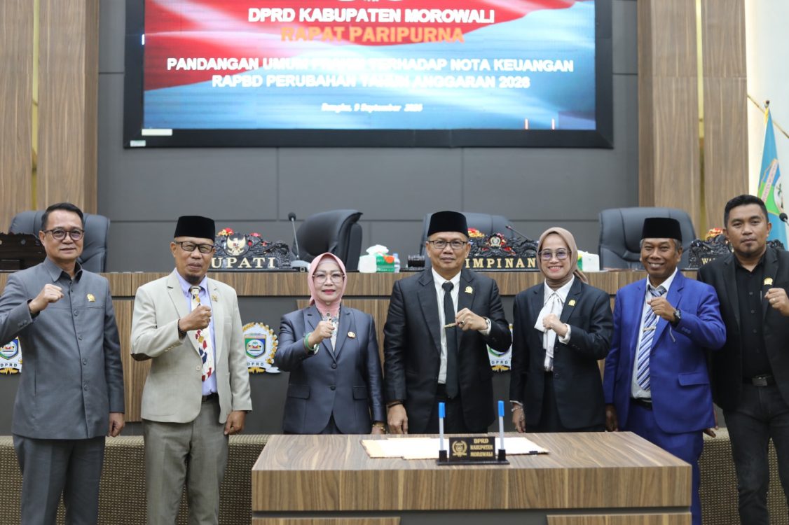 : Rapat Paripurna Masa Persidangan I Tahun Sidang 2026–2027 dengan agenda penyampaian Pandangan Umum Fraksi-Fraksi DPRD terhadap Nota Keuangan RAPBD Perubahan 2026 di Gedung DPRD Kabupaten Morowali, Rabu (9/9/2026).