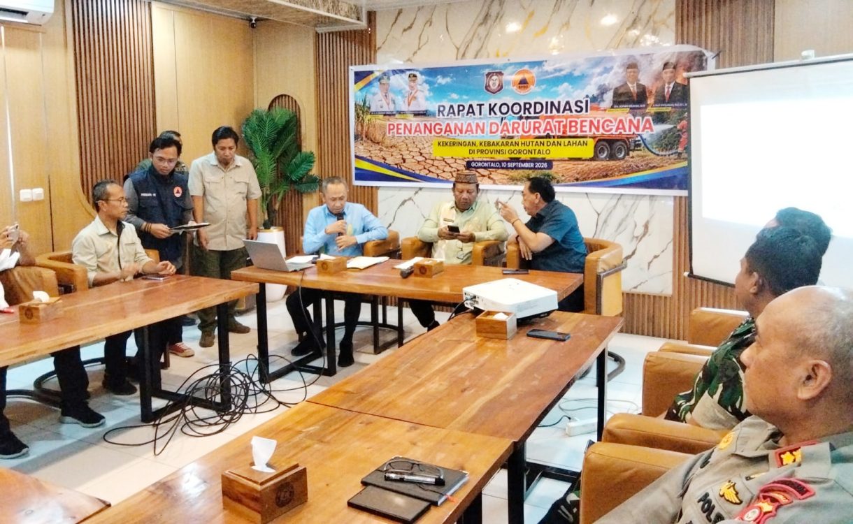 : Rapat Koordinasi Penanganan Darurat Kekeringan dan Kebakaran Hutan dan Lahan (Karhutla). (foto Owan)