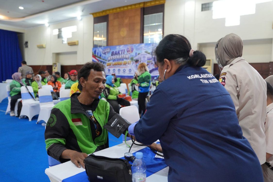 Sambut HUT ke-71 Lalu Lintas, Korlantas Polri Gelar Cek Kesehatan Gratis untuk Ojol