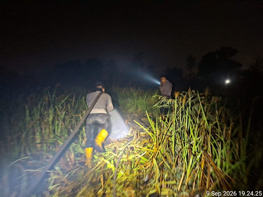 Satgas Karhutla Aman Nusa II Polda Sumsel Bersama BPBD Berhasil Melakukan Mitigasi dan Pemadaman Kebakaran Lahan di Ogan Ilir