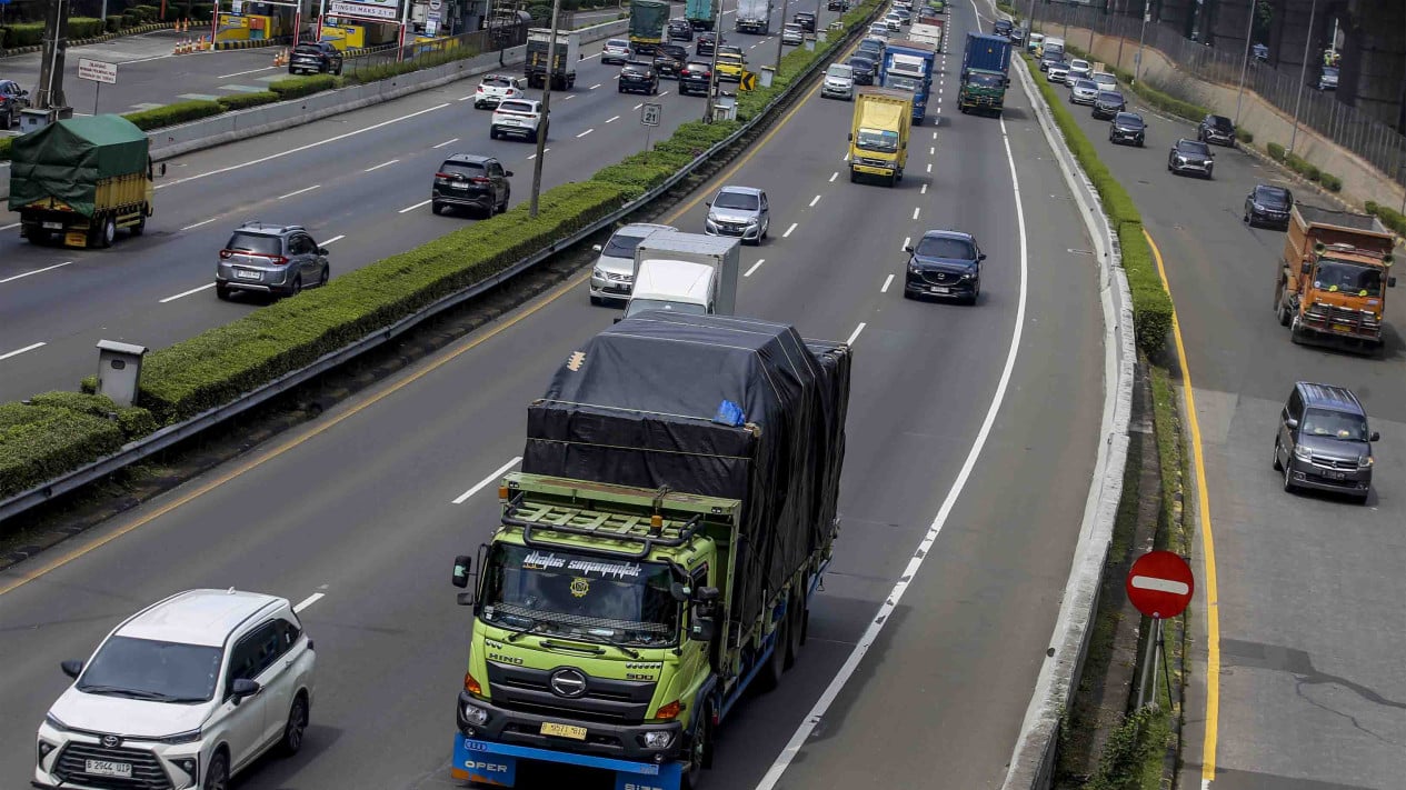: Kementerian Perhubungan mencatat 72.236 deteksi kendaraan angkutan barang melalui ETLE HUB dalam satu bulan penerapan. Dari 1.227 deteksi yang telah terkonfirmasi, sebanyak 207 kendaraan telah membayar denda tilang./Foto Humas Kemenhub