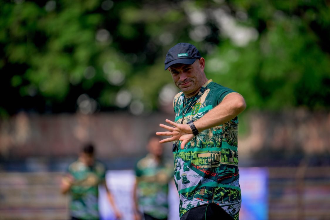 Satu Poin dari Lampung, Coach Tavares Akui Laga Berjalan Sulit