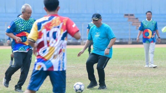 : Direktur Jenderal Infrastruktur Digital Kementerian Komunikasi dan Digital Wayan Toni Supriyanto saat membuka Turnamen Mini Soccer Menkomdigi Cup 2026 dalam rangka Hari Bhakti Postel ke-81 di Jakarta Selatan, Sabtu (12/9/2026) mengatakan interaksi seperti ini penting untuk membangun komunikasi dan kepercayaan yang dibutuhkan dalam menjalankan ekosistem postel. Foto: Pey HS/Komdigi