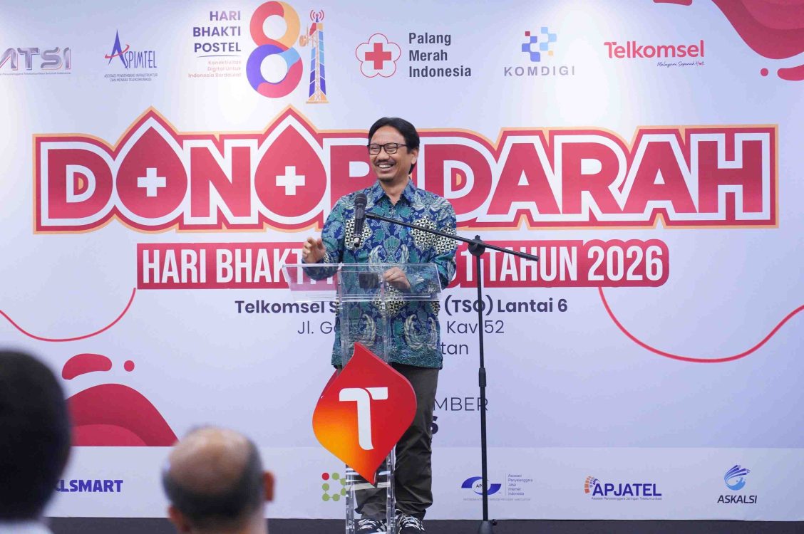 : Inspektur Jenderal Kementerian Komunikasi dan Digital (Kemkomdigi) Arief Tri Hardiyanto menyampaikan sambutan saat kegiatan Donor Darah Hari Bakti Postel ke-81 di Jakarta, Selasa (15/9/2026). Arief mengatakan, semangat Hari Bakti Postel perlu diwujudkan melalui kontribusi positif kepada masyarakat serta penguatan kolaborasi dan tata kelola di industri pos, telekomunikasi, dan digital untuk menjaga kepercayaan publik. Infopublik/Amiriyandi.