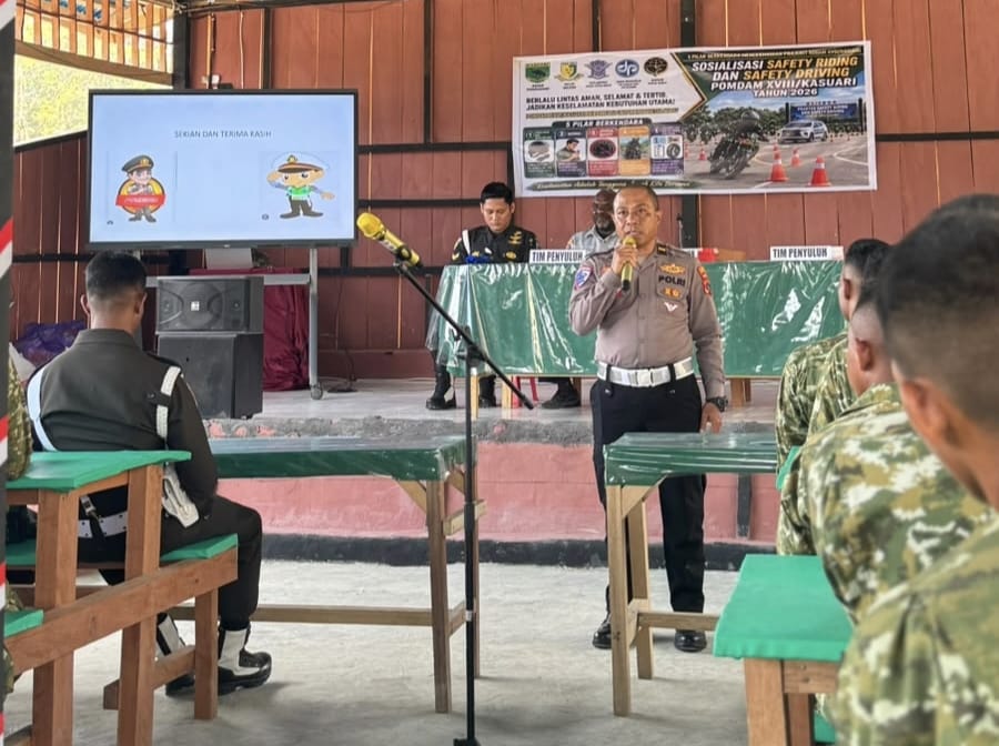 Sinergi TNI-Polri, Satlantas Kaimana Ajak 100 Prajurit Yonif 864 Jadi Pelopor Keselamatan