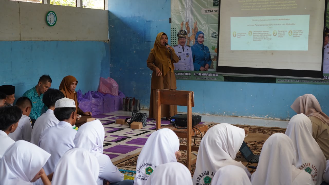 : Edukasi tentang pangan Beragam, Bergizi, Seimbang dan Aman (B2SA) kepada siswa Madrasah Aliyah (MA) Al-Istiqamah Halong, Kecamatan Halong, Senin (7/9/2026). - Foto: Mc.Balangan