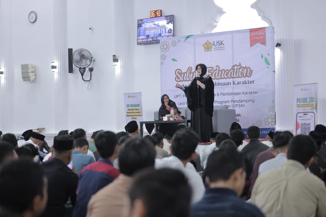 : Wali Kota Banda Aceh Illiza Sa’aduddin Djamal saat menghadiri Subuh Education Part II bertema “Pembinaan Karakter Mahasiswa Universitas Syiah Kuala” di Masjid Jamik Darussalam USK, Banda Aceh, Minggu (20/9/2026)