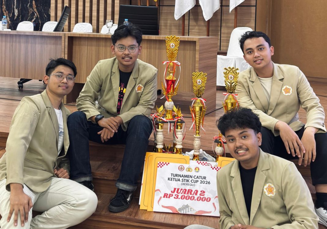 UKM Catur UGM Raih Juara 2 Beregu di Turnamen Catur Ketua STIK Cup