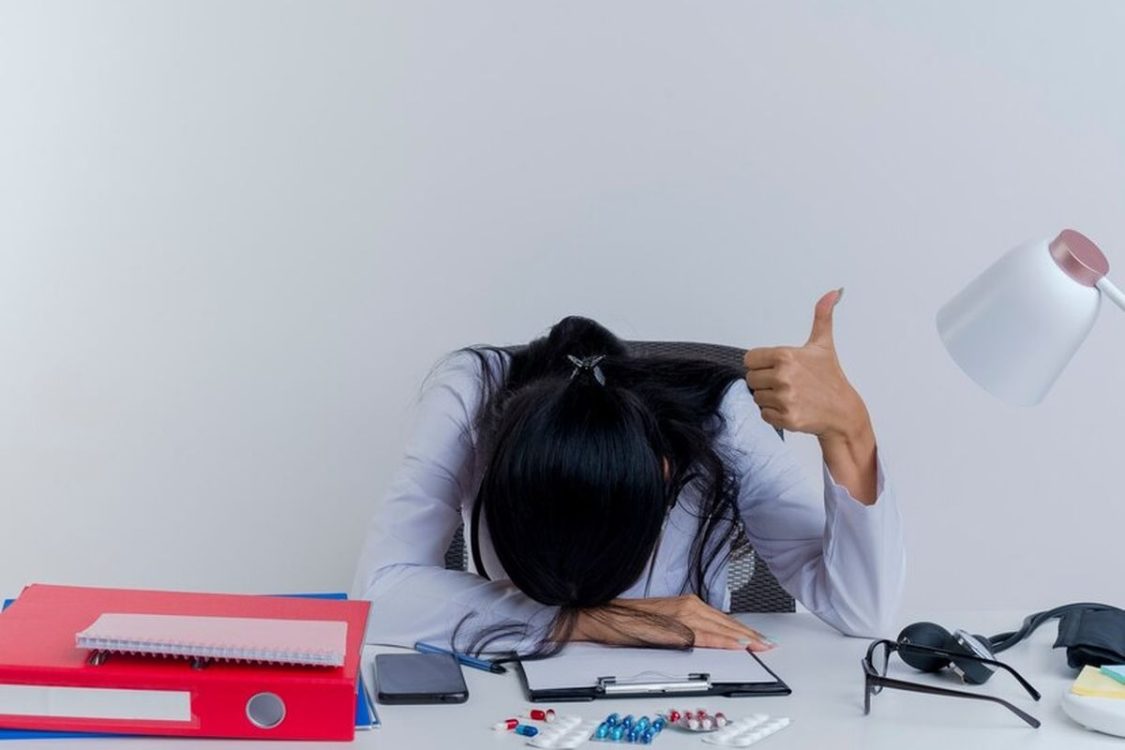 Viral 'Office Ageing' di China: Kelamaan di Kantor Bikin Wajah Kusam?