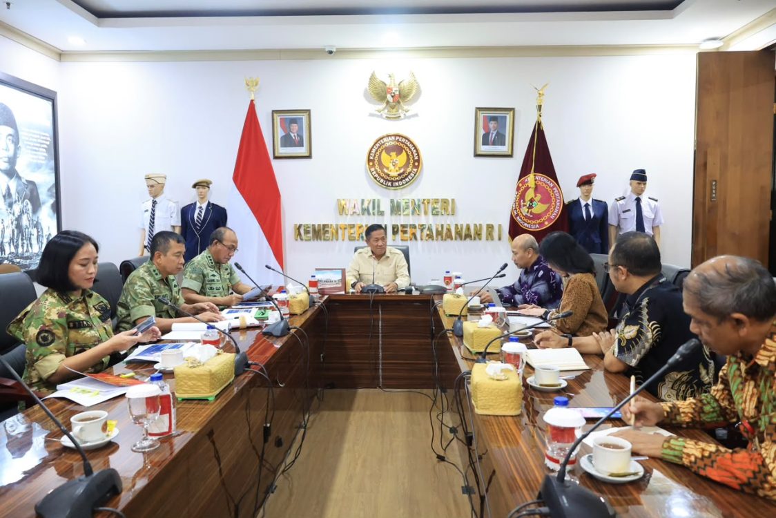 Wamenhan RI Terima Audiensi Deputi IV Kemenko PMK, Bahas Penguatan Karakter dan Jati Diri Bangsa