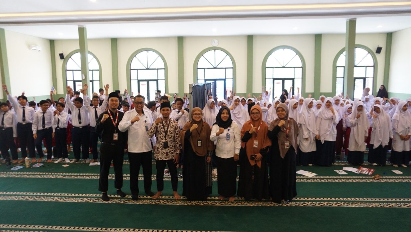 : BNNK Sleman resmi menjalin sinergi dengan GISTRAV Islamia School Jogja melalui penandatanganan PKS dan Deklarasi GISTRAV Bersinar di Kapanewon Ngaglik, Senin (28/9/2026).