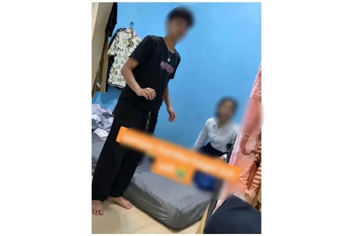 Deloken A Yah Jadi Perbincangan Warganet, Video Perempuan Berseragam dan Pria Berbaju Hitam Disorot