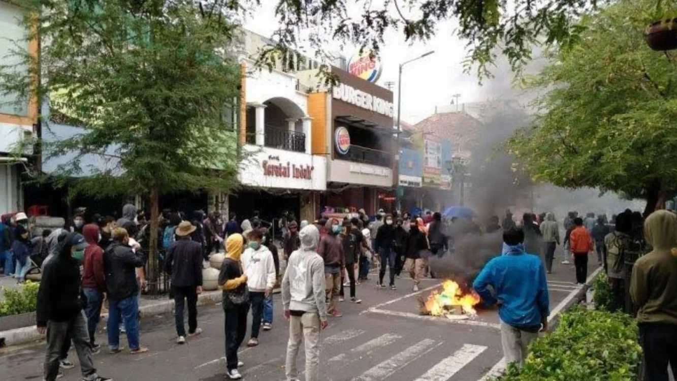 Malam Ricuh di Malioboro Rangkaian Demo Jogja 28 Oktober 2026