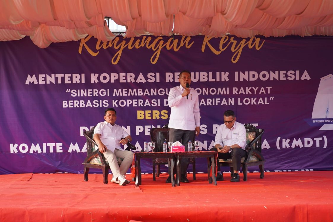 : Untuk memecahkan tantangan keterbatasan kapasitas SDM sekaligus memaksimalkan potensi 243 koperasi berbadan hukum di Toba, Menteri Koperasi Ferry Juliantono turun langsung mematangkan tata kelola KDMP terintegrasi, Selasa (16/10/2026).