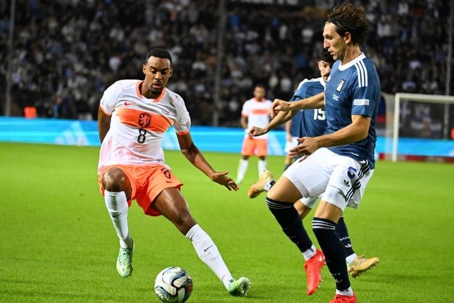 Belanda Selamat dari Kekalahan Tahan Imbang Yunani 2-2