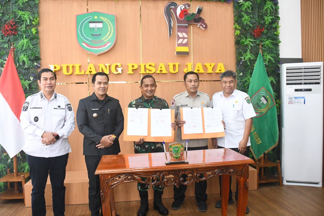 : BPBD Pulang Pisau memperkuat fondasi mitigasi bencana daerah melalui penandatanganan PKS dengan Kodim 1011/Kuala Kapuas di Ruang Rapat Bupati Pulang Pisau, Rabu (30/9/2026).