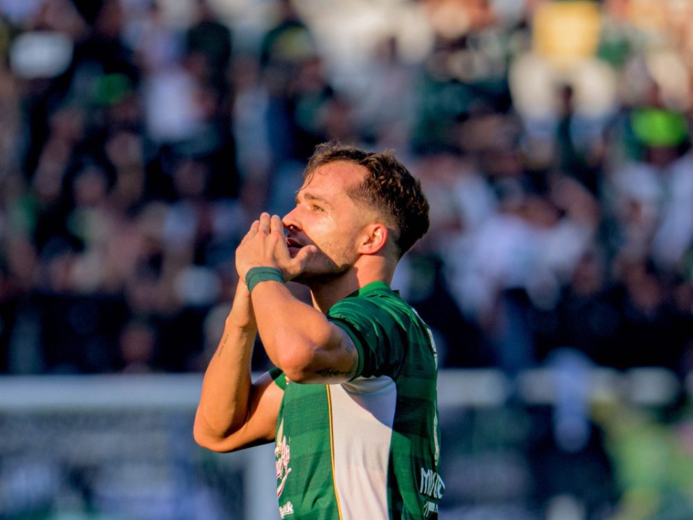 Brace Perdana di GBT, Miguel Ingin Persebaya Segera Bangkit