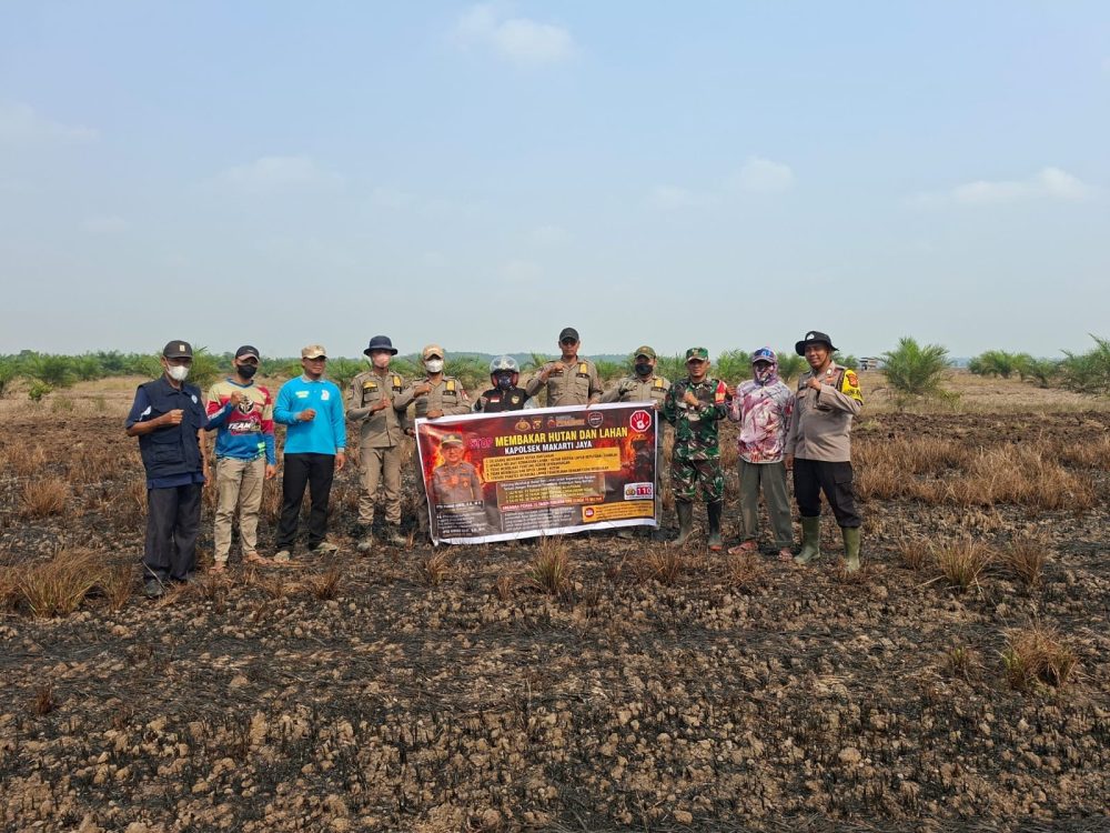 Cegah Karhutla, Bhabinkamtibmas Polsek Makarti Jaya Edukasi Warga Desa Upang Marga