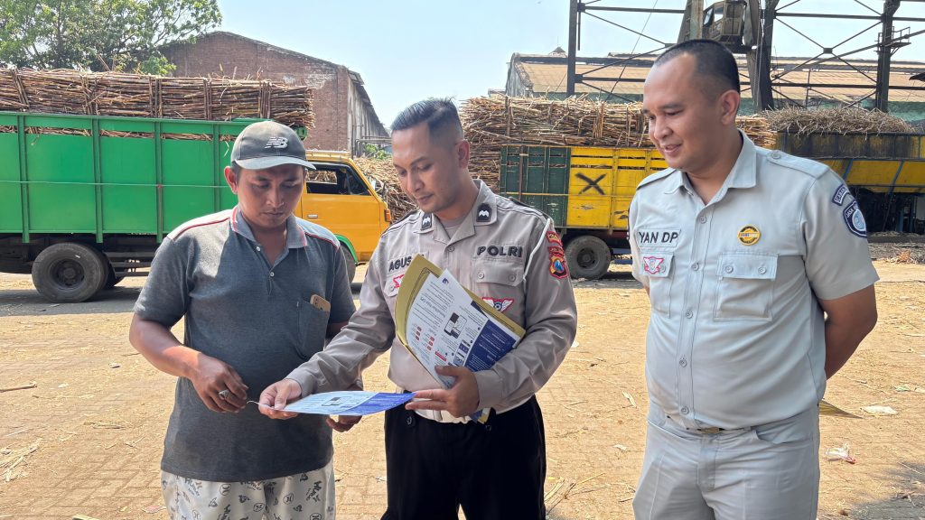 Cegah Kecelakaan, Satlantas Pasuruan Kota Sosialisasikan Zero ODOL hingga Kenalkan Traffic Attitude Record