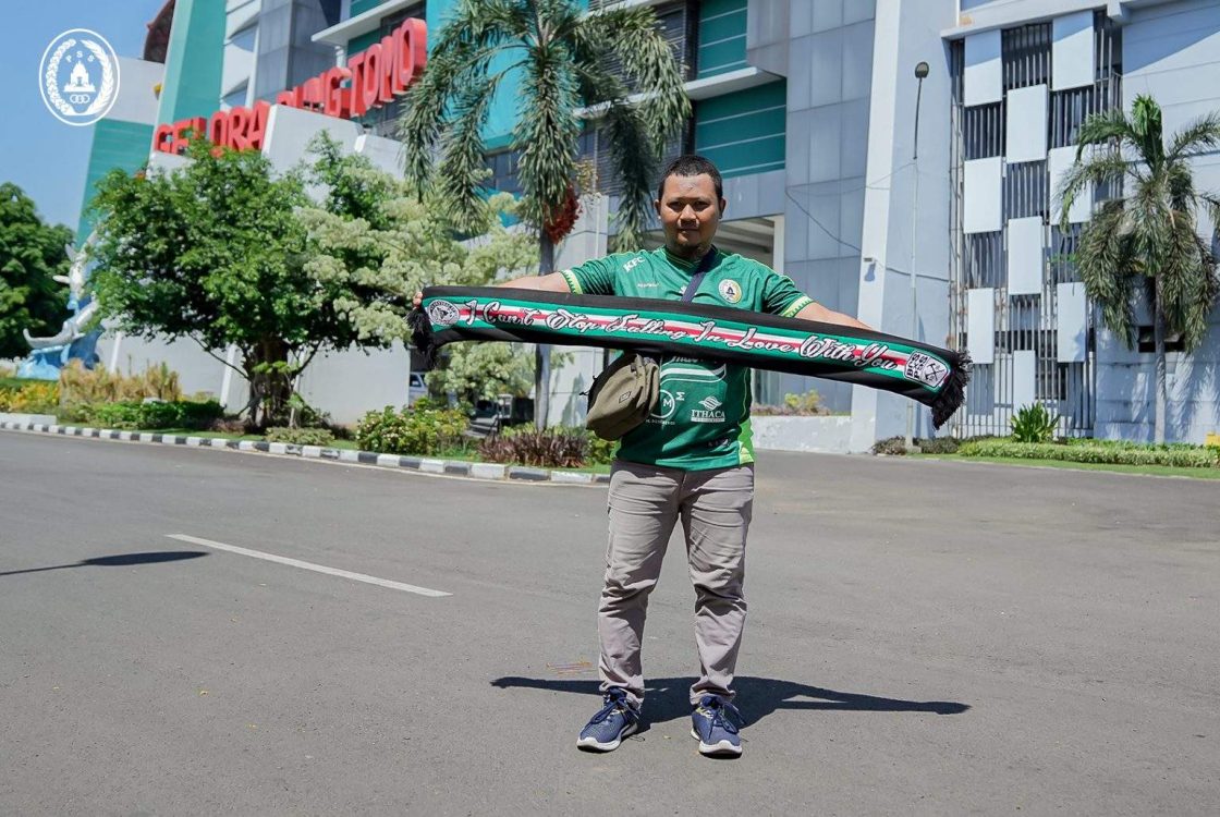Cerita Agus Setiawan, Solo Traveling Naik Kereta Demi PSS Sleman