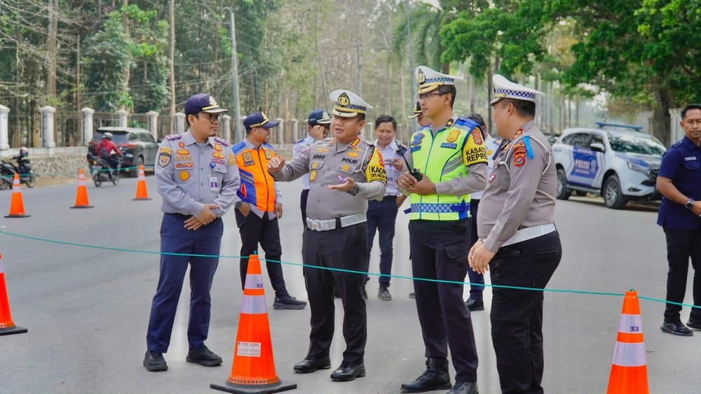 Ditlantas Polda Sultra bersama BPTD Hadirkan Traffic Light Portabel Pertama di Sulawesi Tenggara