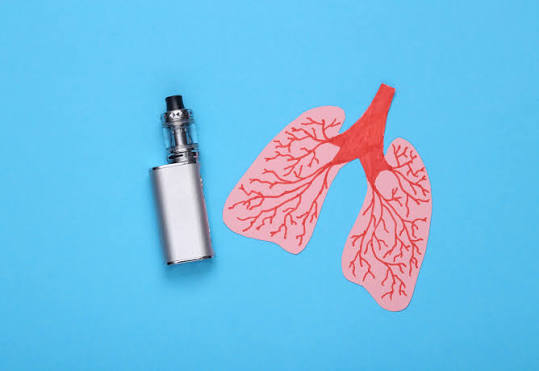 Dokter Ingatkan Risiko Vape Terhadap Cedera Paru-Paru