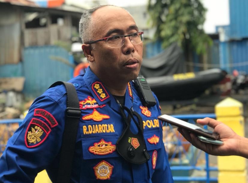 Dukung Green Policing, Ditpolairud Polda Jabar Gelar Aksi Bersih Pantai Libatkan 300 Personel