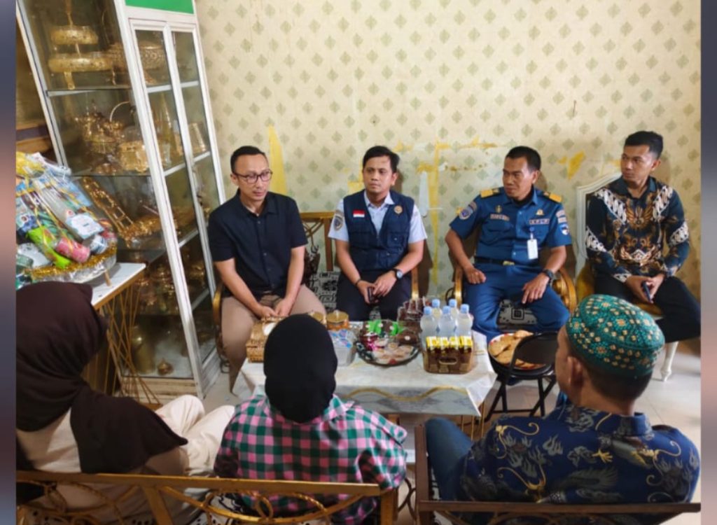 : Pemerintah Indonesia berhasil memfasilitasi kepulangan empat awak kapal (ABK) Warga Negara Indonesia (WNI) yang menjadi korban perompakan dan penyanderaan kapal MT Honour 25 di perairan Hafun, Somalia. /Foto Humas Kementerian Perhubungan