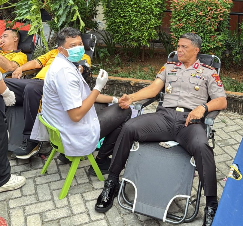 HUT Humas Polri ke-75, Polda Bengkulu Gelar Donor Darah dengan Melibatkan Sekitar 300 Pendonor