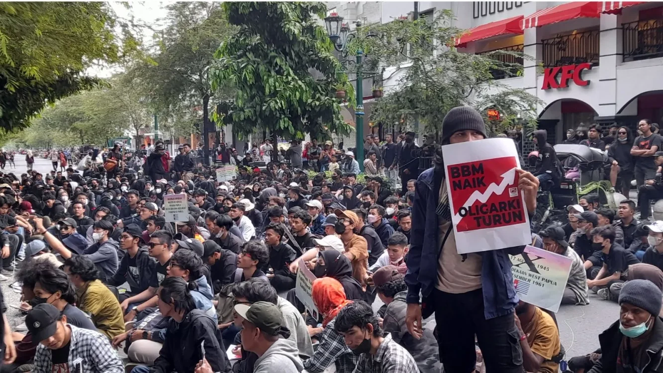 Gedung DPRD Daerah Istimewa Yogyakarta (DIY) dan kawasan Titik Nol Kilometer