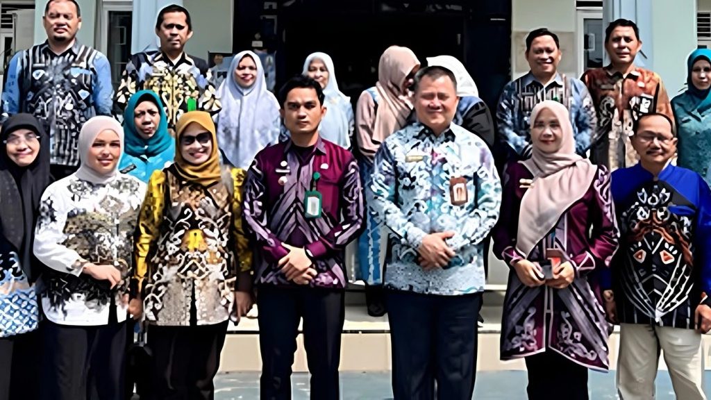 Inovasi Guntung Paikat Curi Perhatian Kemendagri, Sampah Plastik Jadi Bantuan Sosial