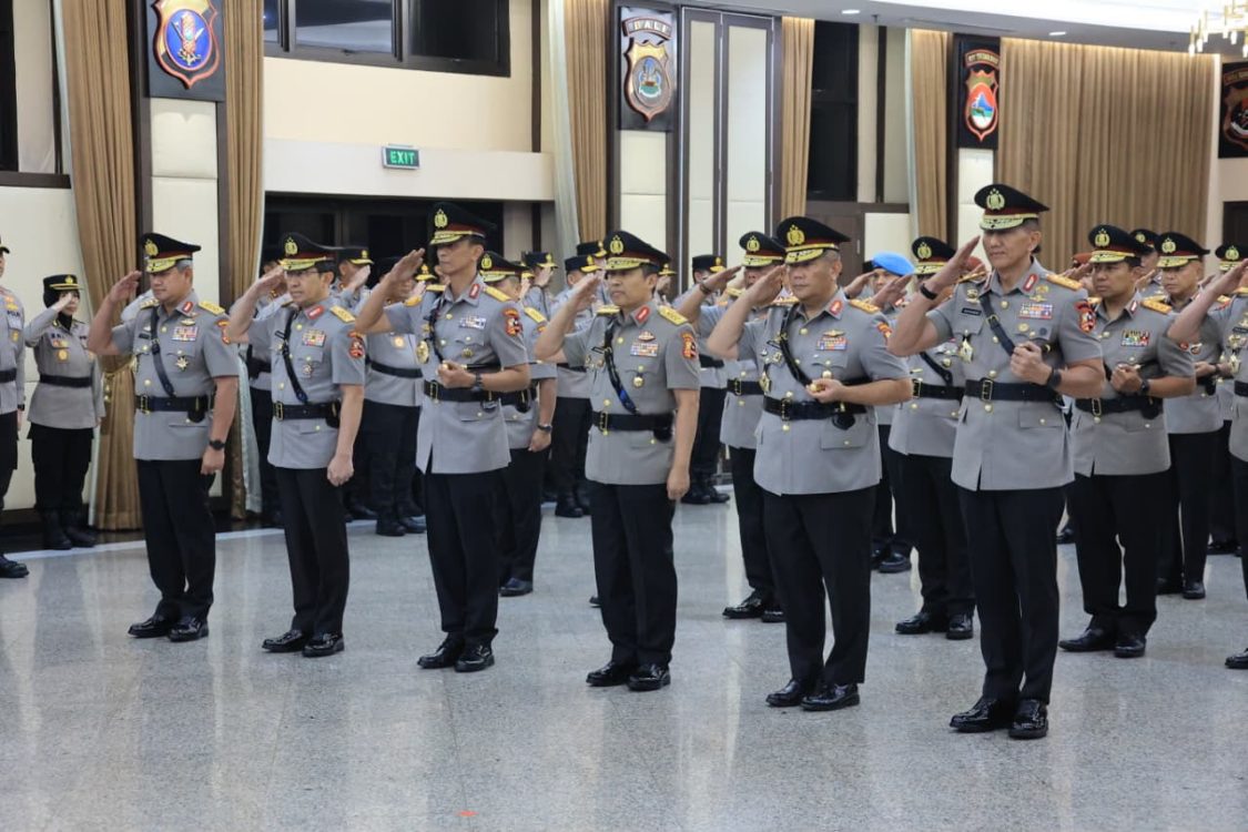 Kapolri Pimpin Sertijab dan Kenaikan Pangkat 23 Pati Polri