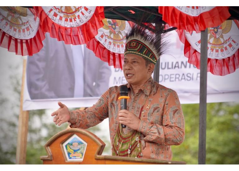 : Menteri Koperasi Ferry Juliantono saat menghadiri peletakan batu pertama pembangunan KDKMP Dekai di Kabupaten Yahukimo, Papua Pegunungan, Kamis (6/8/2026) mengatakan Ia mengapresiasi langkah Pemerintah Kabupaten Yahukimo yang memulai pembangunan KDKMP Dekai, yang menjadi salah satu daerah prioritas dalam percepatan pembangunan dan pendampingan operasional KDKMP. Foto: Humas Kementerian Koperasi