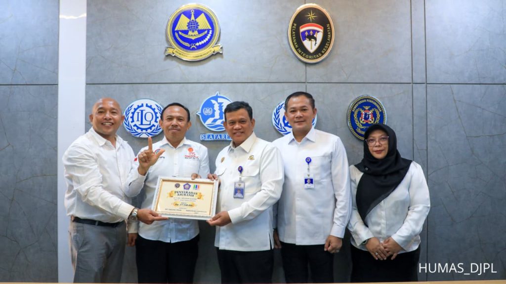 Kemenhub Fasilitasi Asuransi Rp2,46 Miliar untuk Ahli Waris Dua Pelaut Indonesia