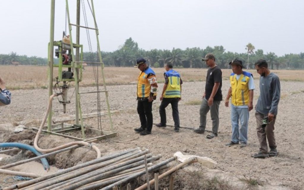 Kementerian PU Bangun 10 Sumur Bor untuk Atasi Kekeringan Sawah di Lampung