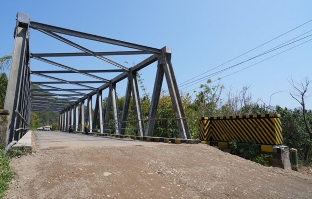 : Hingga 5 Oktober 2026, sebanyak 1.024 infrastruktur terdampak gempa NTT telah ditangani di delapan kabupaten/kota, dengan pemulihan jaringan jalan dan jembatan serta infrastruktur sumber daya air telah mencapai 100 persen. (foto: Humas Kemen PU)