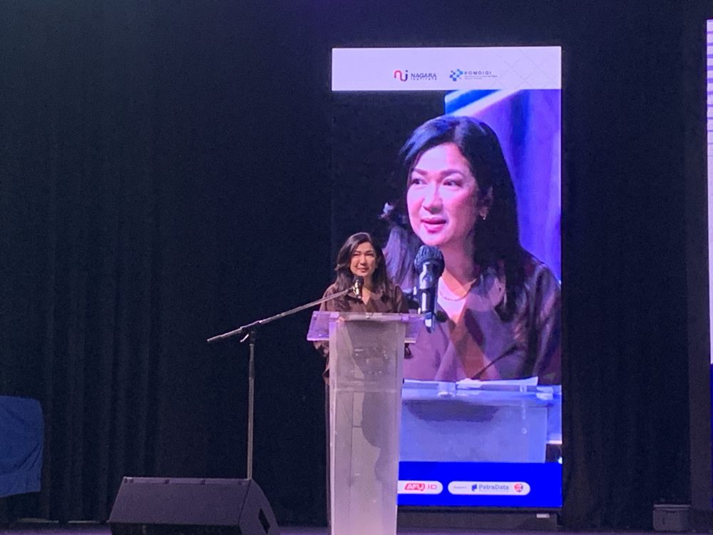 : Direktur Jenderal Komunikasi Publik dan Media (KPM) Kementerian Komunikasi dan Digital (Kemkomdigi) Fifi Aleyda Yahya memberikan keynote speech dalam kegiatan diskusi publik yang berjudul