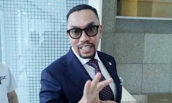 Komisi III DPR Minta Polisi Berantas Premanisme hingga ke Petingginya