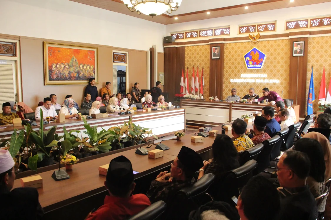 Komisi VIII DPR Kawal Program Keagamaan dan Salurkan Bantuan Rp1,92 Miliar di Bali