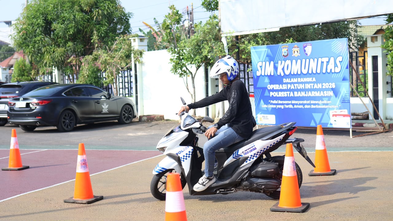 Korlantas Polri Jemput Bola Layanan SIM Hingga Desa, Sekolah, Kampus, dan Pesantren