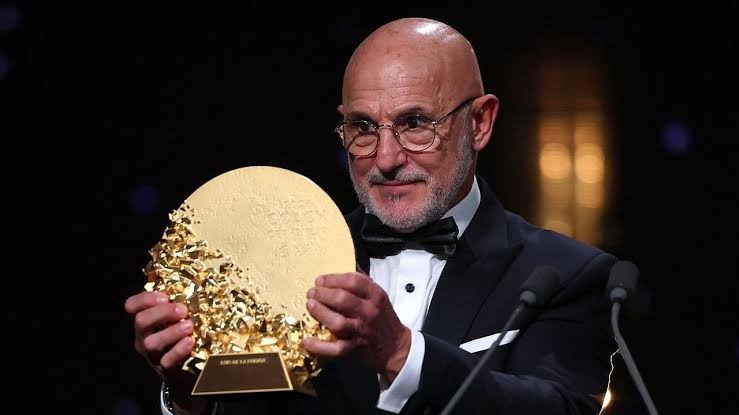 Luis de la Fuente Meraih Men’s Coach of the Year 2026