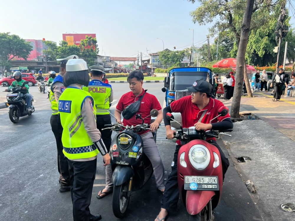 Lupa Bawa SIM? Kini Cukup Tunjukkan SIM Digital dari Aplikasi Digital Korlantas Polri