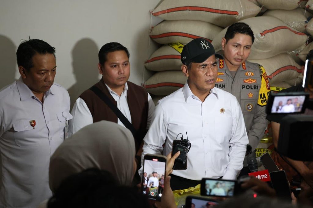 Mentan Amran Kecam Keras, Beras Program SPHP Bersubsidi Dioplos
