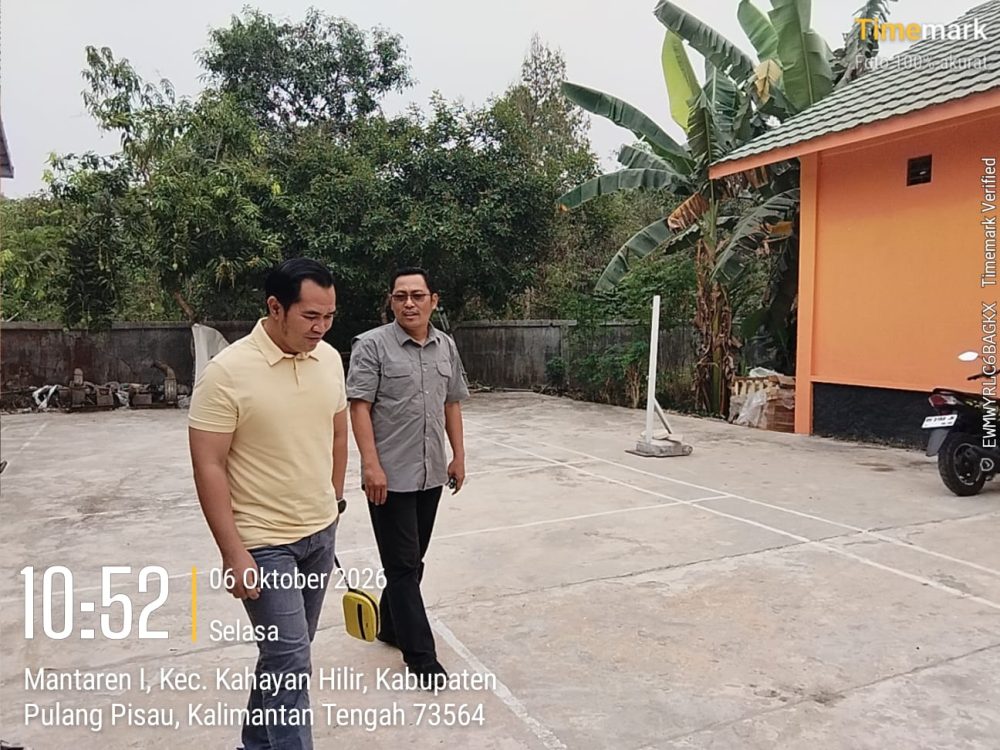 : Mengantisipasi meluasnya ancaman karhutla pada musim kemarau, Bupati Pulang Pisau Ahmad Rifa’i (kiri) menginstruksikan seluruh jajaran tim gabungan untuk memperketat pengawasan dan merespons cepat setiap kemunculan titik api, Selasa (6/10/2026).