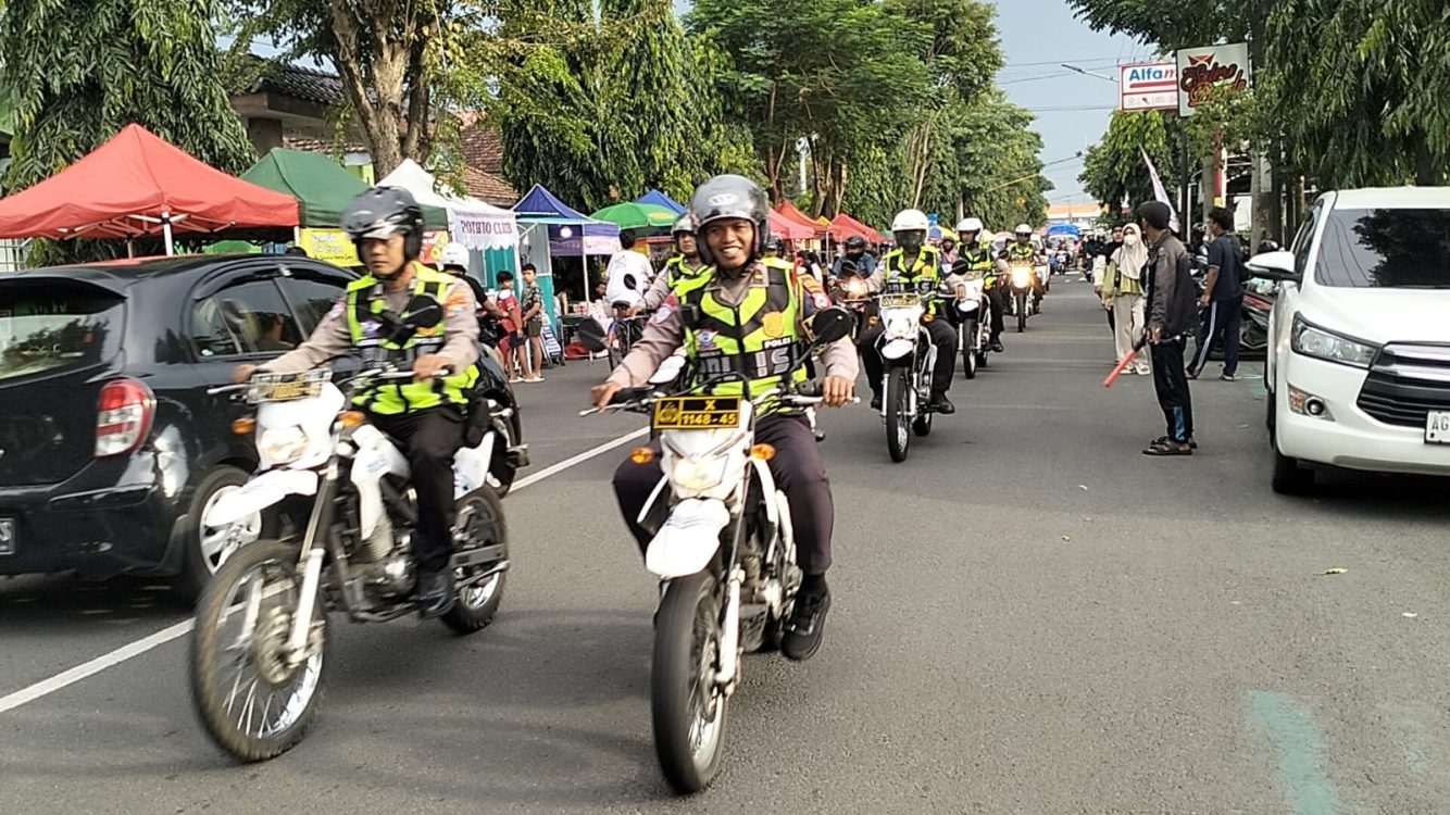 Pastikan Kelancaran dan Keamanan, Satlantas Polres Kediri Kota Turunkan Patroli Tim Urai
